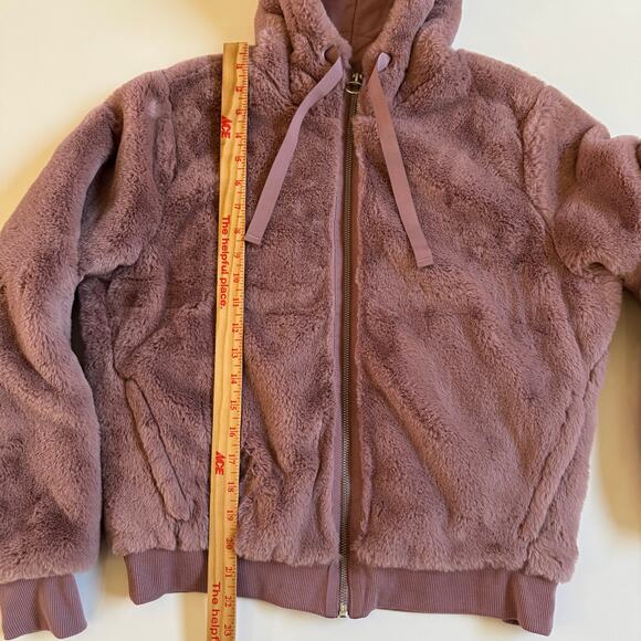 Athleta Ritual Faux Fur Jacket Rose Pink NWOT Size XS NWOT Full Zip Front Hood - Picture 13 of 13